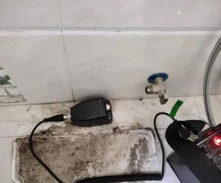 中江屋顶漏水维修公司分享下卫生间漏水的危害及解决方法